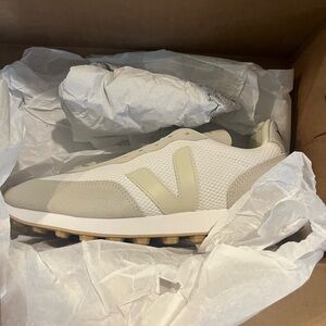 Veja sneakers